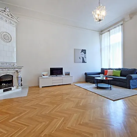 Louvre Appartement
